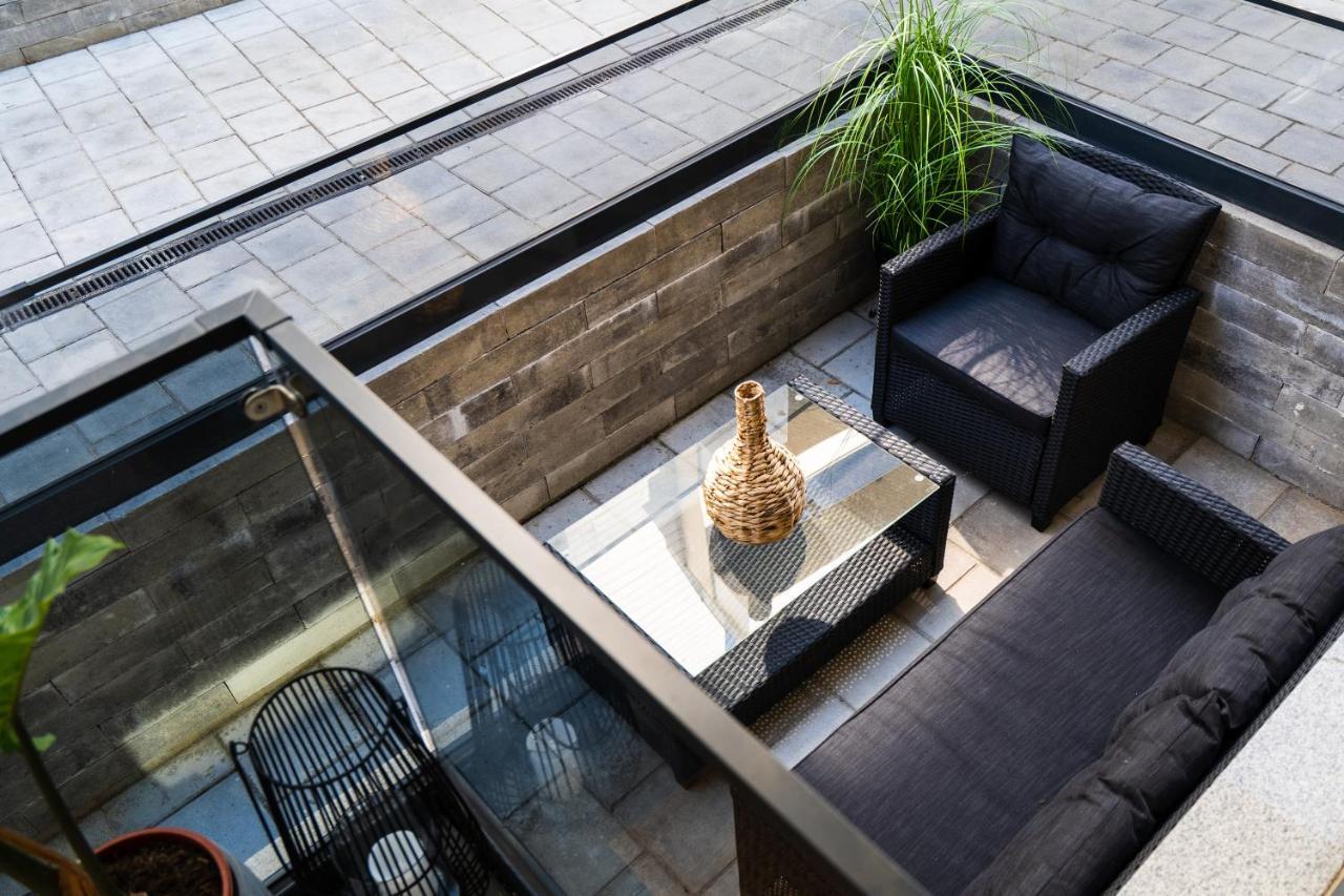 G34 - Modern Studio @ Parliament 布加勒斯特 外观 照片